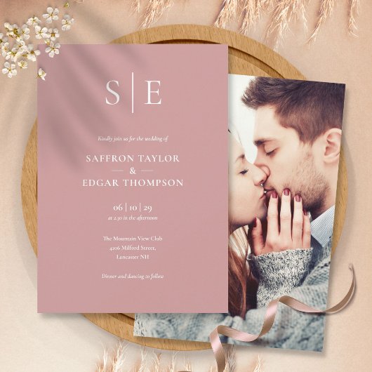 ダスティ ローズ エレガント モノグラム フォト ウェディング 招待状