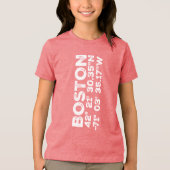 ダスト加工フォントのボストンと座標 トライブレンドTシャツ (正面)