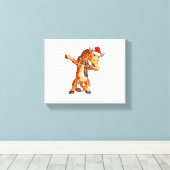 ダッキングキリンサンタTシャツ クリスマス 子供 男の子 キャンバスプリント (インサイチュ (ウッドフロア))