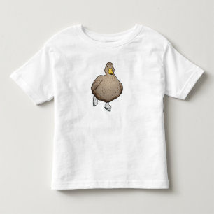 ダックアイススケートで滑るアイススケート トドラーTシャツ