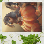 ダックスシャンドパピーオータムデライトカボチャ キッチンタオル (折り畳み)