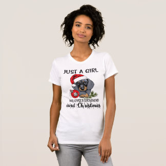 ダックスフントおよびクリスマスを愛するちょうど女の子 Tシャツ