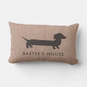 ダックスフントの家の甘い家のレトロのフェイクなバーラップ ランバークッション (裏面)