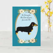 ダックスフントティール（緑がかった色）フローラ悔やみや弔慰またはペットロス カード (黄色い花)