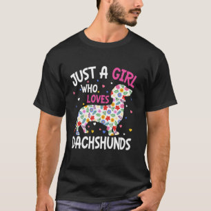 ダックスフンドが好きな女の子用フラワーデザイン Tシャツ