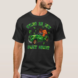 ダックスフンドのドライブ Tシャツ