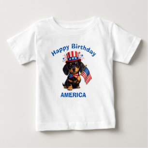 ダックスフンドの子犬 (2歳) 愛国心あふれる子供用Tシャツ ベビーTシャツ