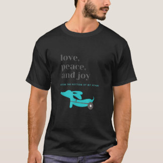 ダックスフンドの犬の父と母のためのクリスマスの愛と平和と喜び Tシャツ