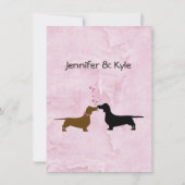 ダックスフンドの結婚カップルのラブストーリーテーブルカード 招待状 (裏面)