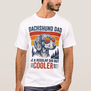 ダックスフンドパパは普通のパパだけどクールなTシャツ Tシャツ