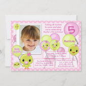 ダックダッキー（アヒルちゃん）の誕生日招待のピンクイエロー（写真） 招待状 (正面)