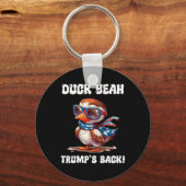 ダック ヤー トランプはCK 47代大統領 キーホルダー (正面)