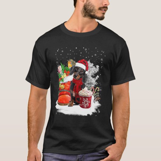 ダッシュントおもしろいドッグクリスマスシューサンタハットクリスマス Tシャツ (正面)
