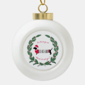 ダッシュンドホリーおもしろいタイポグラフィキュイユーモアのある セラミックボールオーナメント (正面)
