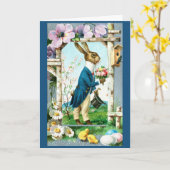 ダッパーイースターバニー – ヴィンテージイースターポストカード カード (黄色い花)