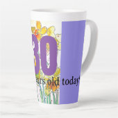 ダッフォディル花水彩誕生日30年 カフェラテマグ (右アングル)