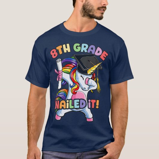 ダッブ 8年生 ユニコーン 卒業 クラス オブ Tシャツ (正面)