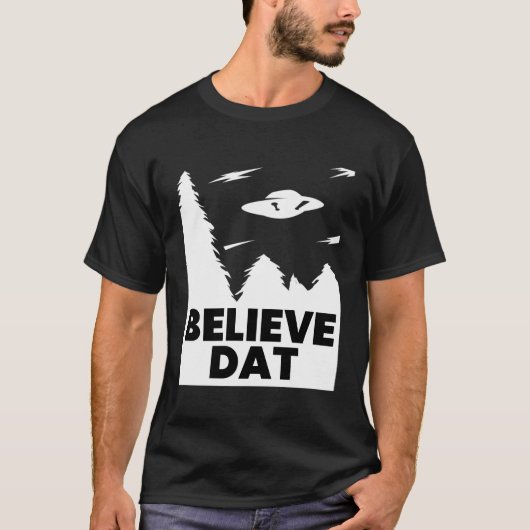 ダッ信じおもしろいトエイリアンUfo Tシャツ (正面)
