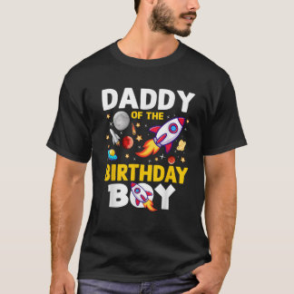 ダディーオブザ誕生日ボーイ宇宙ブデイパーティーセレブラ Tシャツ