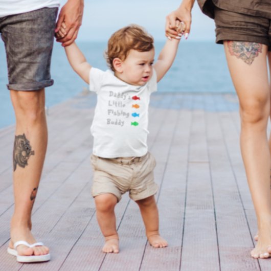 ダディーズリトル魚釣りバディ ベビーTシャツ