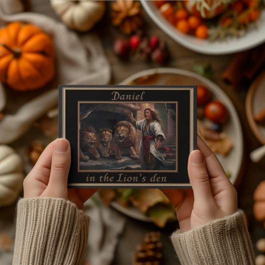 ダニエルは獅子の中に立って古代の外観を持つ ポストカード