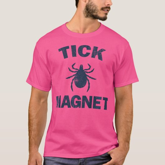 ダニ磁石キャンおもしろいピング及びハイキングバグシャツ Tシャツ (正面)