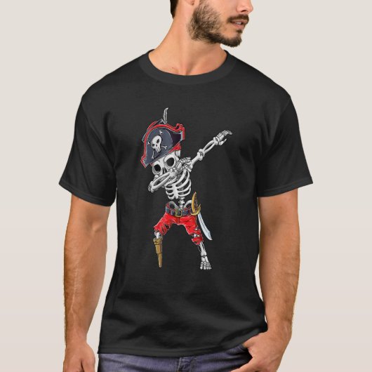 ダビングおもしろいスケルトン海賊ハロウィーン Tシャツ (正面)