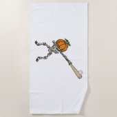 ダビングおもしろいパンプキンヘッド野球ギフトアイディア ビーチタオル (正面)