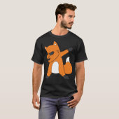 ダビングするキツネ おもしろいキツネ ダブ Tシャツ (正面フル)