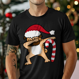 ダビングするパグ クリスマス サンタ帽子 キャンディケイン Tシャツ