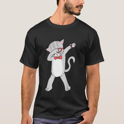 ダビングする猫 クールでおもしろい猫のデザイン Tシャツ (正面)