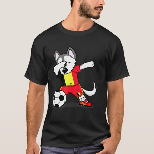 ダビングハスキー犬ベルギーサッカーのベルギー国旗そう Tシャツ (正面)