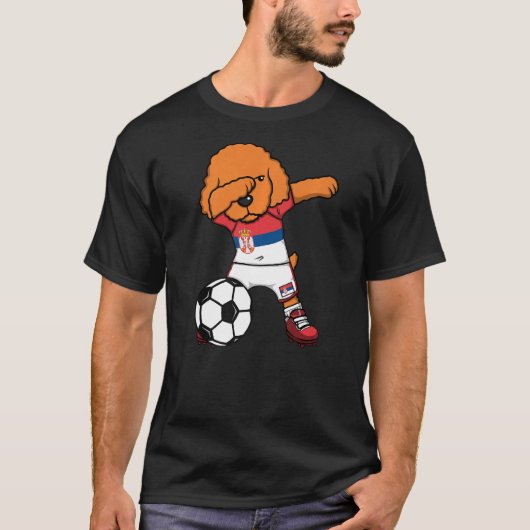 ダビングプードルドッグセルビアのサッカーファンのジャージーフットブ Tシャツ (正面)
