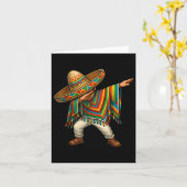 ダビングポンチョMexican Boy Dab Cinco De Mayo Sombr カード (黄色い花)