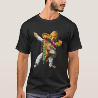 ダビングメキシコポンチョソンブレロダブシンコデマヨ Tシャツ