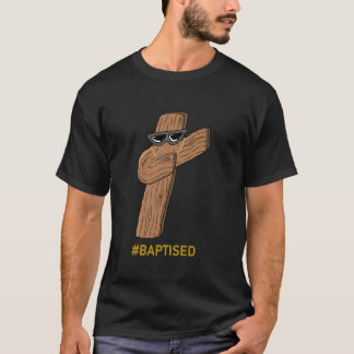 ダビング十字架 カトリック 教会 バプテスマ おもしろTシャツ Tシャツ