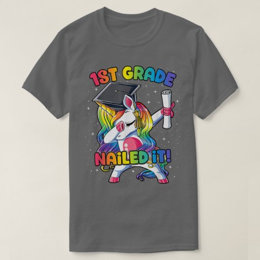 ダビング1年生ユニコーン卒業クラス2022 Tシャツ (デザイン正面)