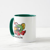 ダフィー・ダック™ & MARVIN MARTIAN™ 「ホホホホ！」 マグカップ (正面左)