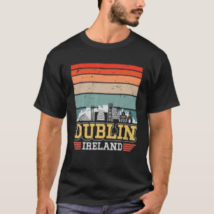 ダブリンアイルランドレトロヴィンテージサンセットスカイラインダブリン Tシャツ