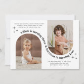 ダブルアーチフォトジョイント誕生日招待状 招待状 (正面)