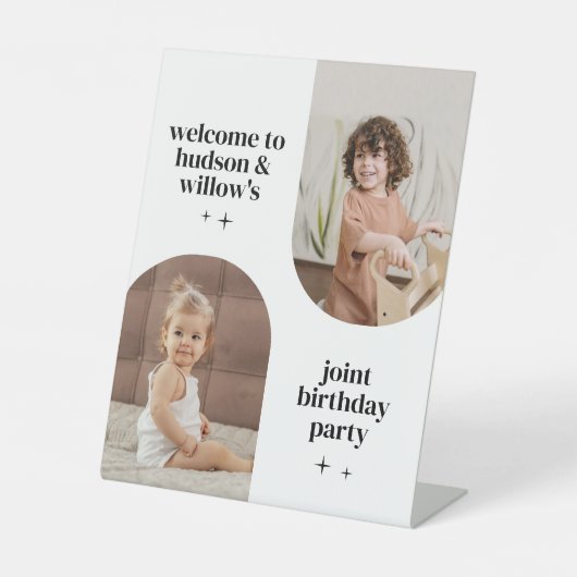 ダブルアーチフォトジョイント誕生日紙ナプキン 台座サイン (正面)