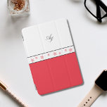 ダブルイニシャルモノグラム赤ヒトデの水色 iPad MINIカバー<br><div class="desc">ダブルイニシャルモノグラムのミニマル赤星魚水色iPadミニカバー赤、黒、白の鮮やかな赤星魚イラストレーションの星魚のパターンを描いた私が描いた</div>