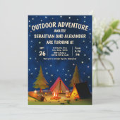 ダブルキャンピングアウトドアアドベンチャーアウェイツ誕生日 招待状 (スタンド正面)