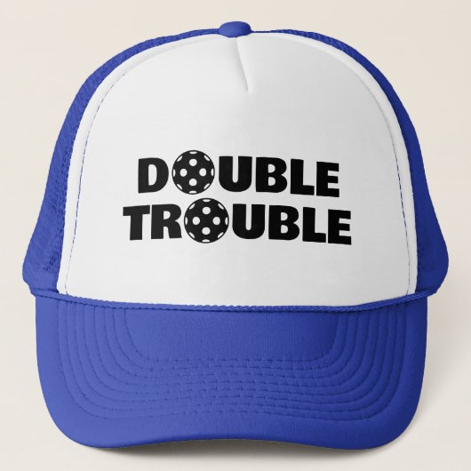 ダブルスのチームのためのDOUBLE TROUBLEピックボール帽子 キャップ (正面)