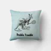 ダブルトラブルカンガルーテニス選手 クッション (裏面)