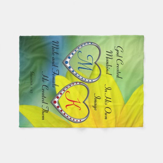 ダブルブルーと赤いハートモノグラム(バイブル引用文付) フリースブランケット (正面(横))