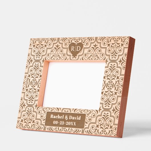 ダマスクのパターン名モノグラムとハート結婚の レーザー彫刻フレーム (左)