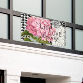 ダマスクパターンフローラかわいらし色 横断幕 (ビルの外側)