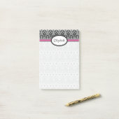 ダマスクフローラ白黒ピンクパーソナライズされたの名前 ポストイット (デスク上)