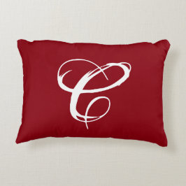 ダマスク織の背部が付いている赤い"C"のアクセントの枕 アクセントクッション